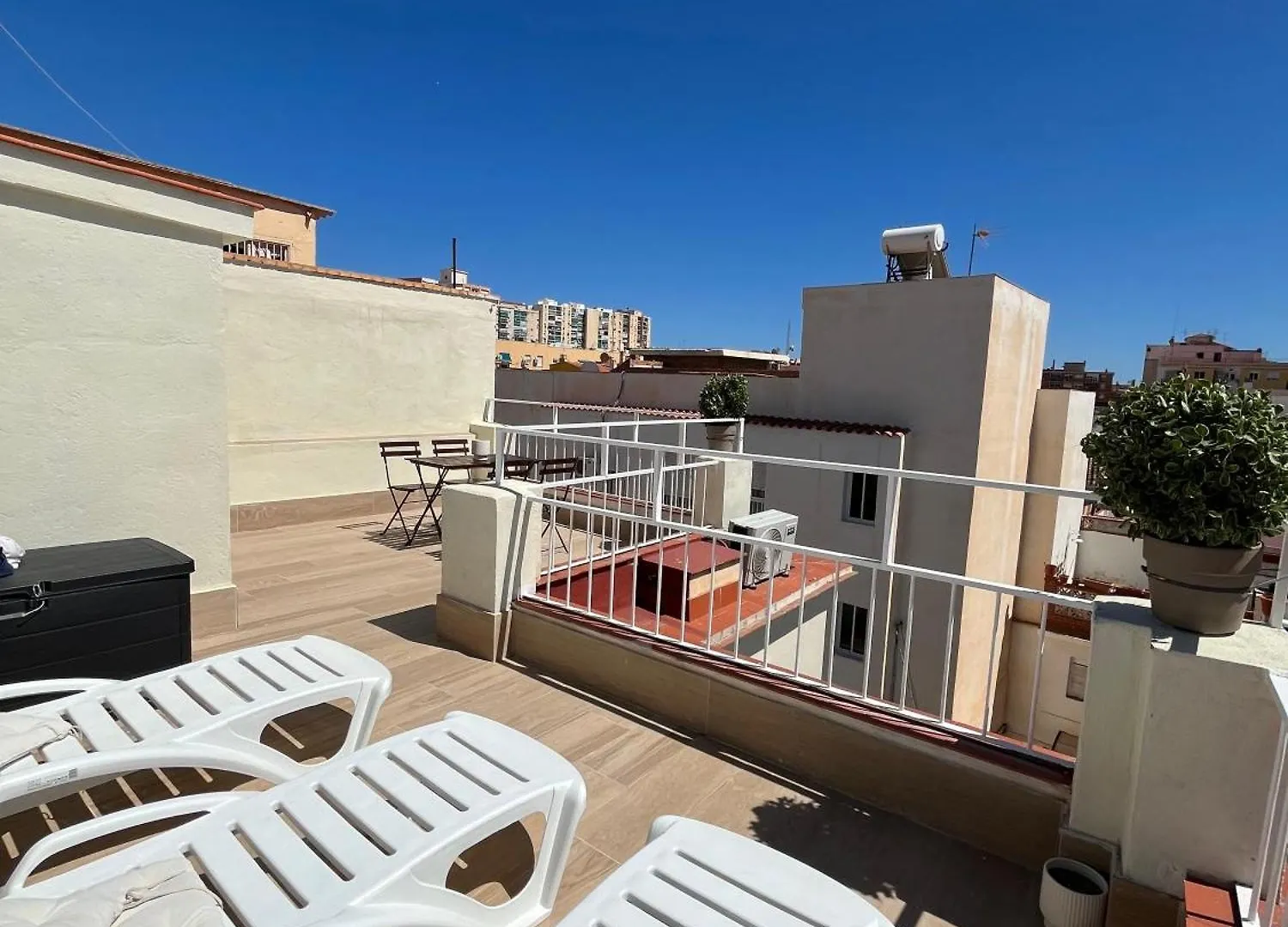 New Apartment In Malaga Center Spagna
